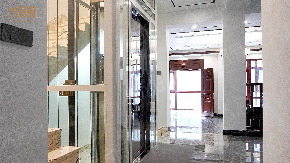 家用別墅電梯價格跟什么有關(guān)系？看完你就明白了